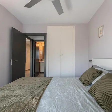 Salou-modern-pool-5'playa-2room-portavntura-ac13 Apartment *