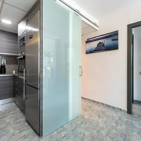 Salou-modern-pool-5'playa-2room-portavntura-ac13 * Salou