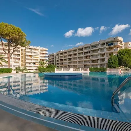 Salou-modern-pool-5'playa-2room-portavntura-ac13 Apartment *