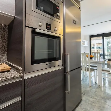 Salou-modern-pool-5'playa-2room-portavntura-ac13 *