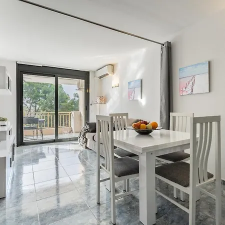Salou-modern-pool-5'playa-2room-portavntura-ac13 * Salou